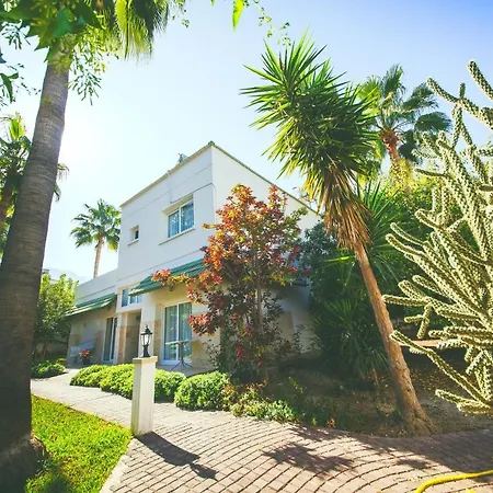 Hotel Pine Bay Club (adults Only) Karavas (Northern Cyprus)