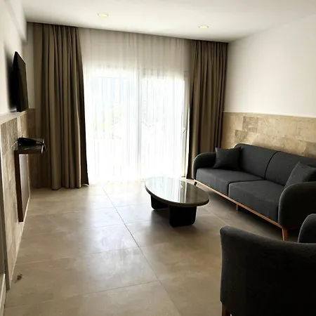 Hotel Pine Bay Club (adults Only) 3*