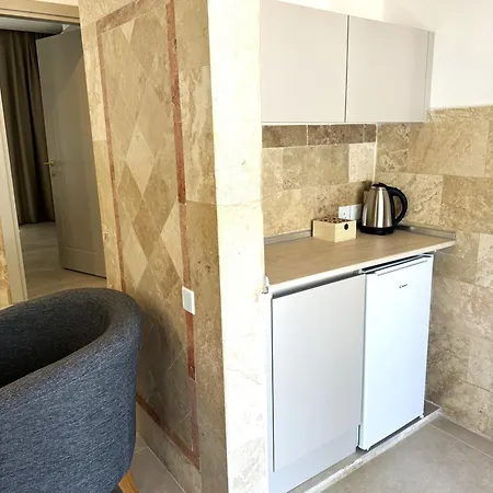 فندق Pine Bay Club (adults Only)