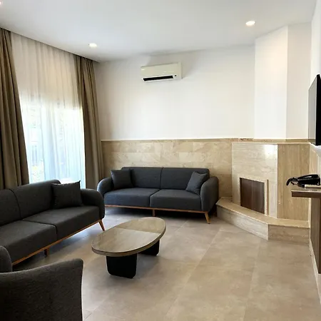 מלון Pine Bay Club (adults Only)