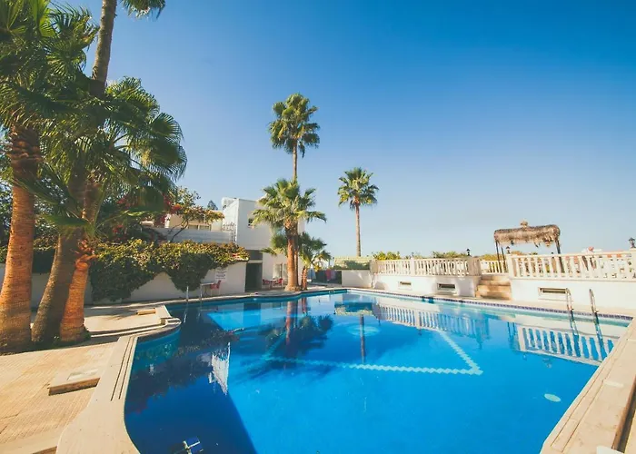 Pine Bay Club (adults Only) Hotel Karavas (Northern Cyprus)