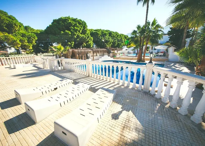 Pine Bay Club (adults Only) Hotel Karavas (Northern Cyprus)