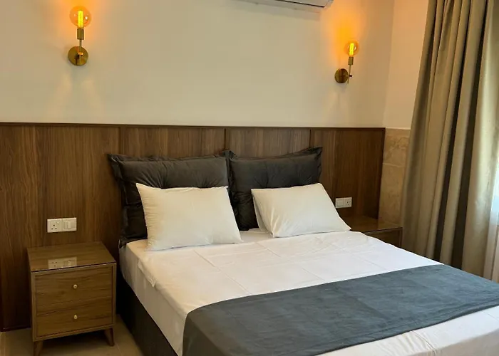 Pine Bay Club (adults Only) Hotel Karavas (Northern Cyprus)