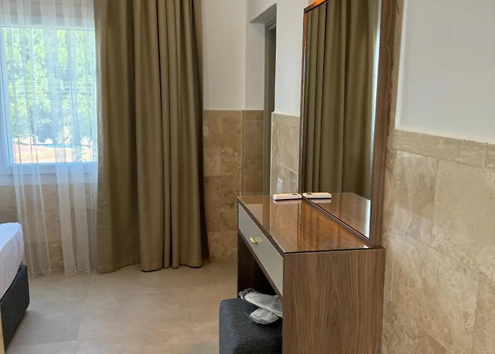 Hotel Pine Bay Club (adults Only) Karavas (Northern Cyprus)