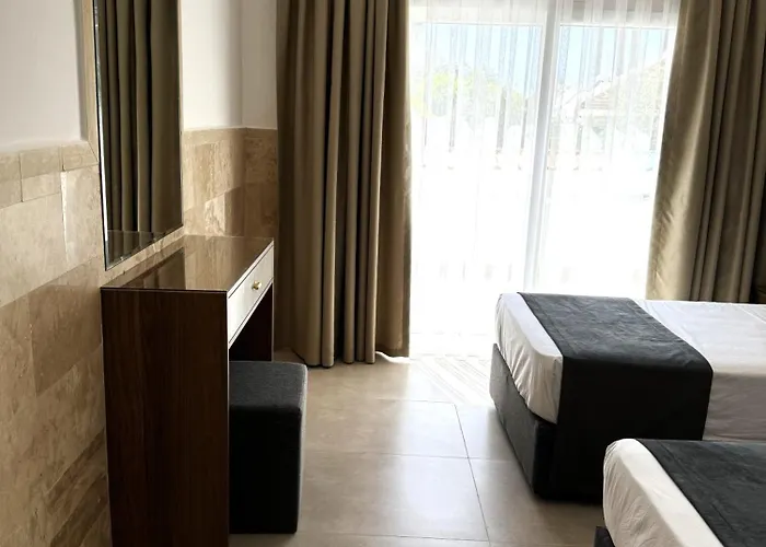 Pine Bay Club (adults Only) Hotell 3*