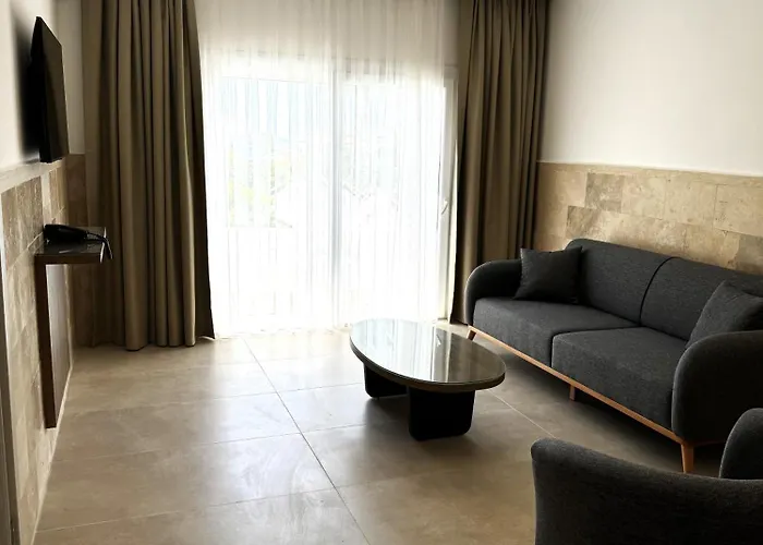 Hotel Pine Bay Club (adults Only) 3*