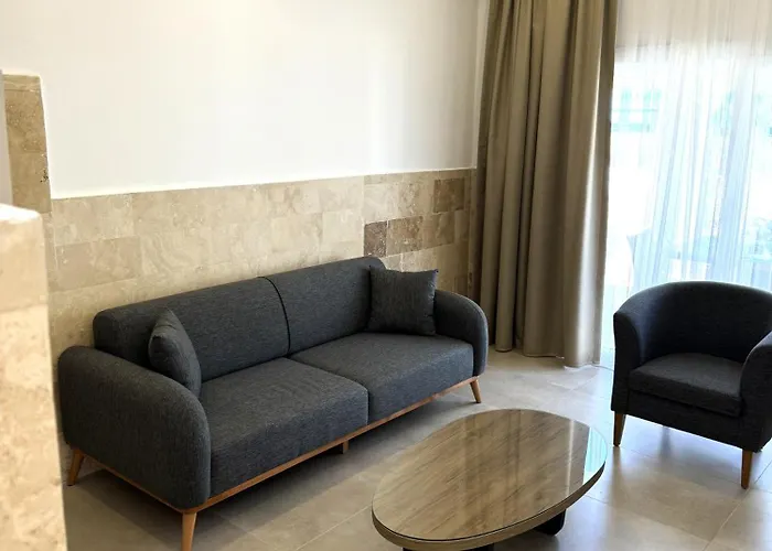 Pine Bay Club (adults Only) Hotell 3*